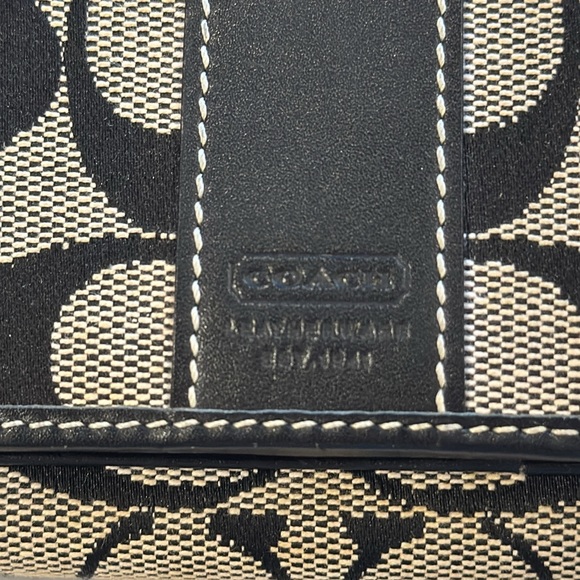 Coach canvas and leather wallet. Brown and tan Coach fabric w/brown leather - Picture 3 of 9